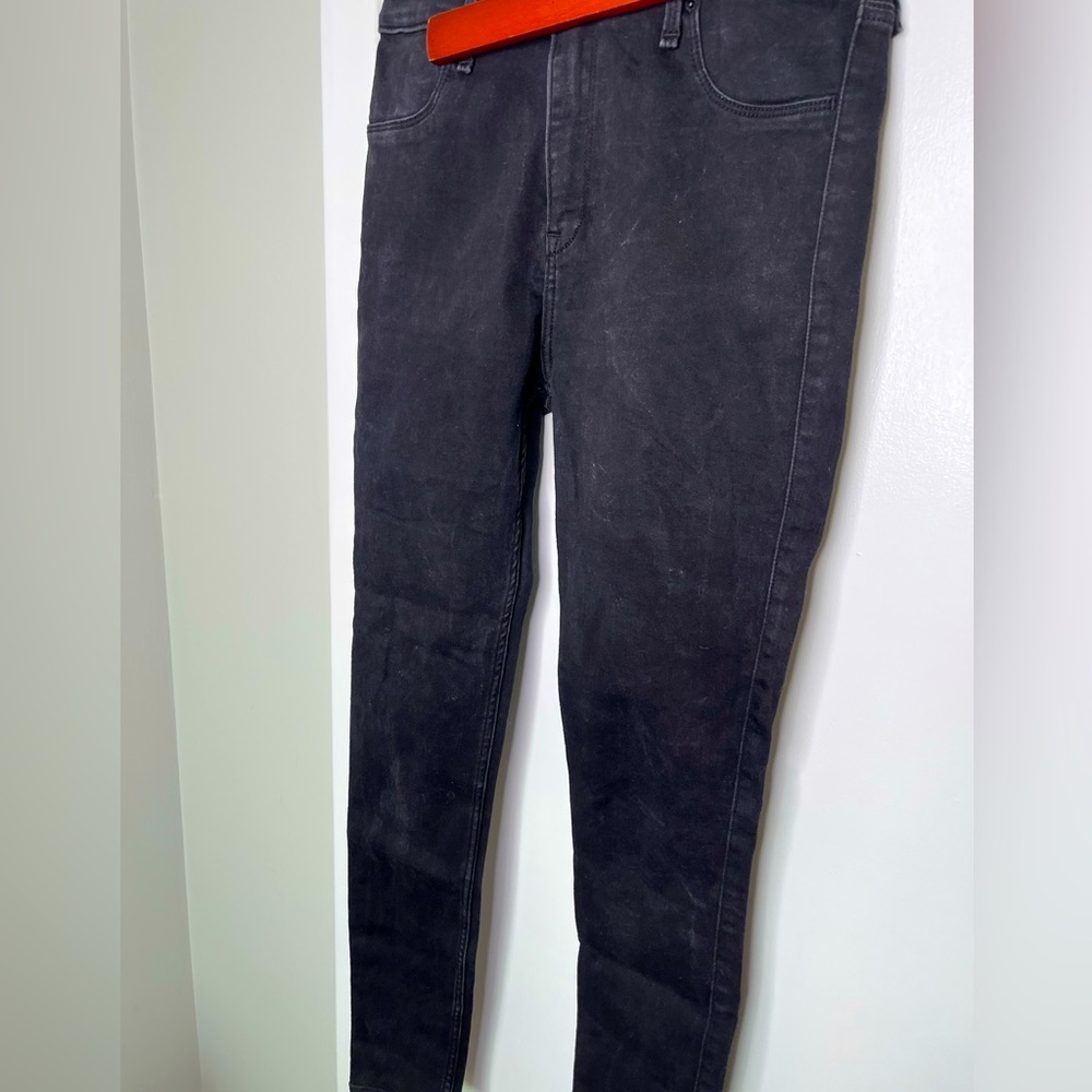 A&F Black High Rise Jean Legging